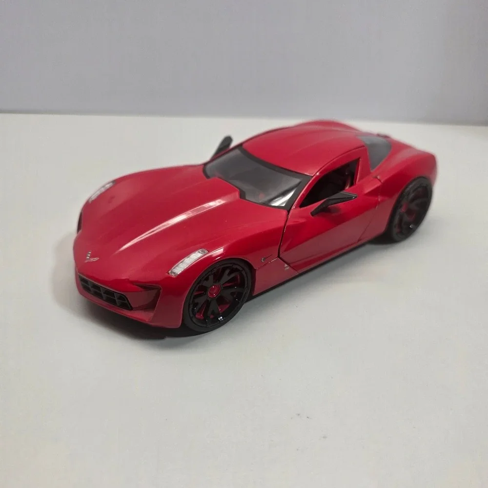 Jada Toys 2009 Corvette Stingray Concept Red 1/24 Diecast Car 92386 Muscle